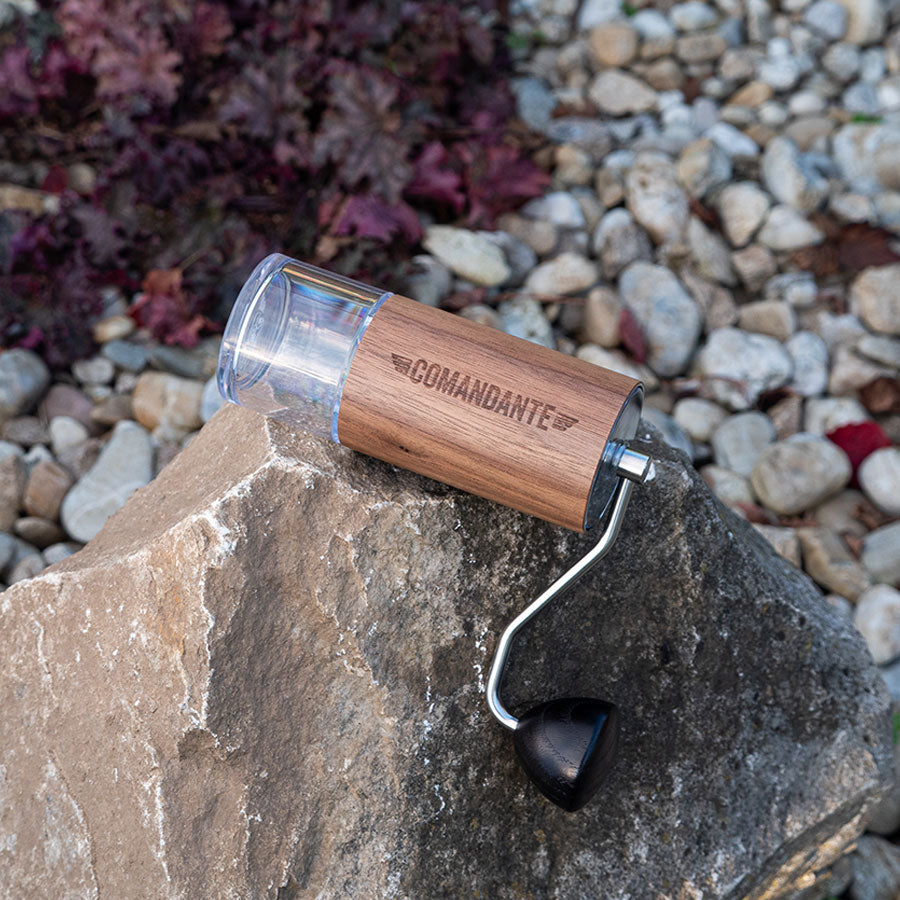 Comandante Kaffeemühle C40 MK4 Nitro Blade Virginia Walnut