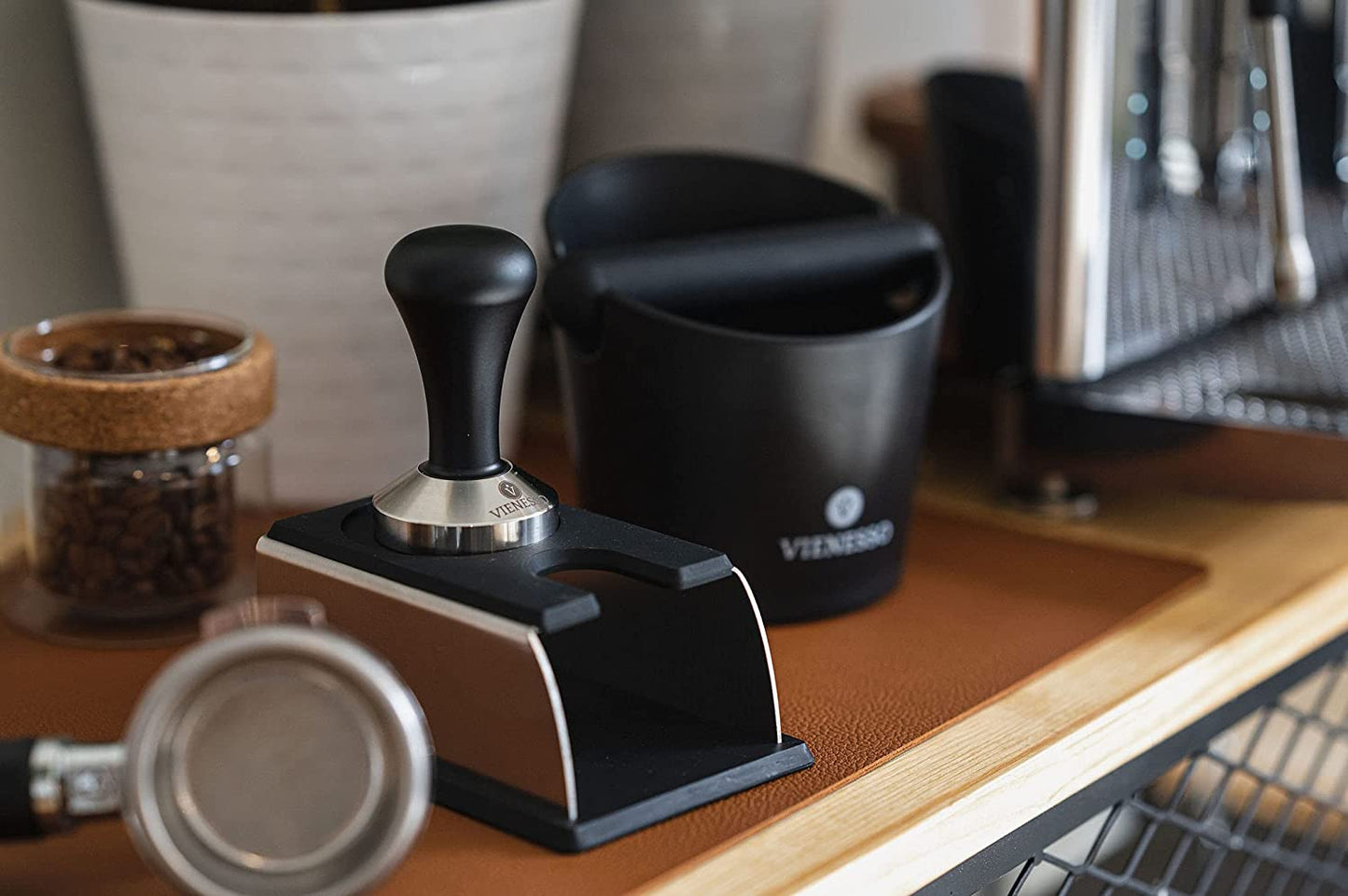 Tamper Set für den Barista - Espresso Stempel zum Andrücken aus Edelstahl und Druckguss-Griff inkl. Matte - 51 mm