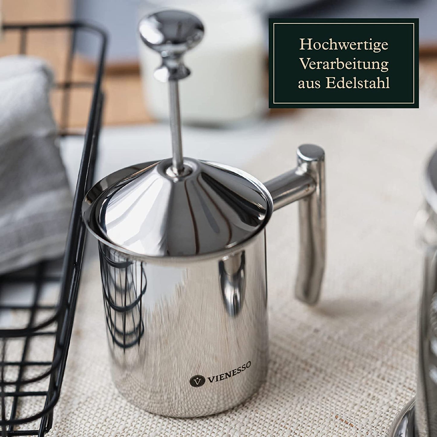 Manueller Hand-Milchaufschäumer aus Edelstahl mit Mesh-Sieb für cremigen Milchschaum - 400 ml